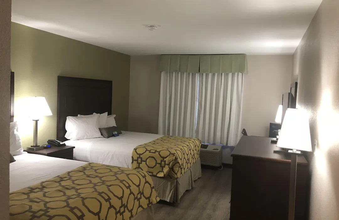 Baymont By Wyndham Phoenix I-10 Near 51St Ave-1