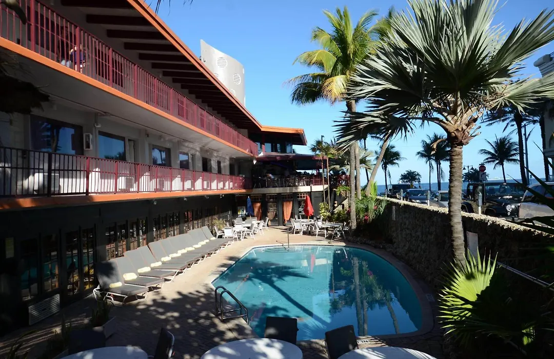 Sea Club Ocean Resort-1