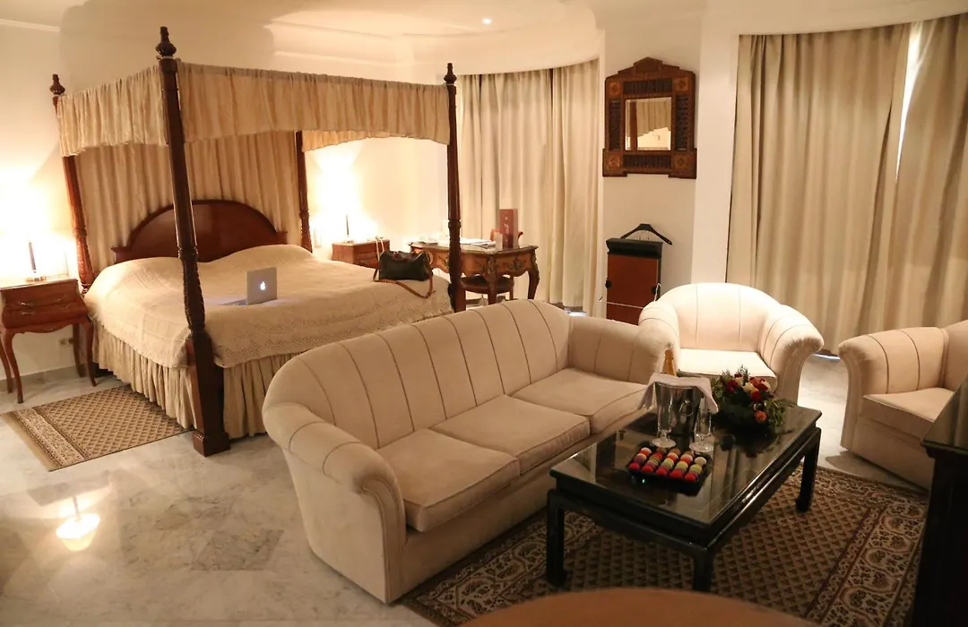 Hotel La Maison Blanche-1