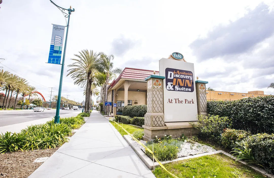 Anaheim Discovery Inn And Suites-1
