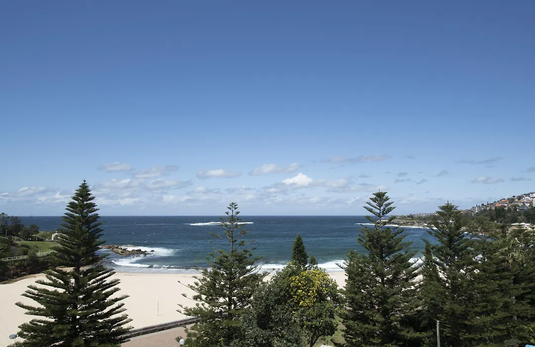 Coogee Sands Hotel & Apartments-1