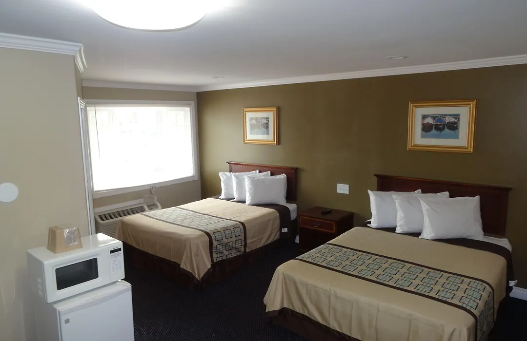 Little Boy Blue Motel-1