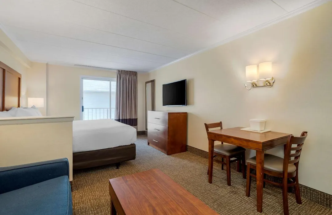 Comfort Inn Ocean City Boardwalk-1