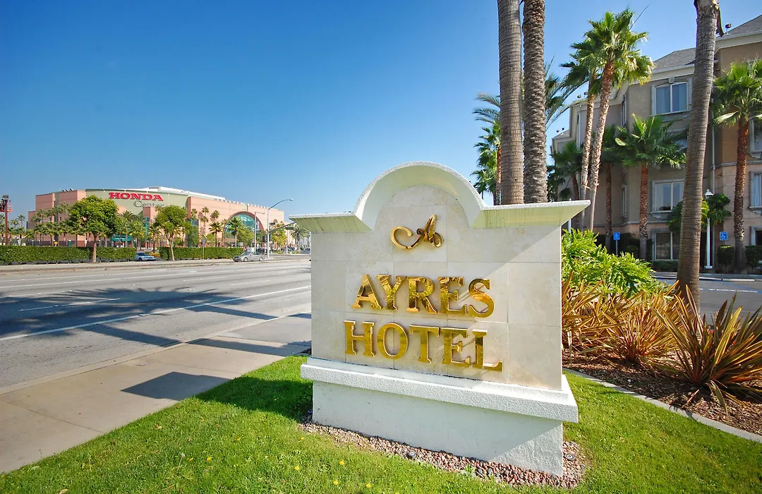 Ayres Hotel Anaheim-1
