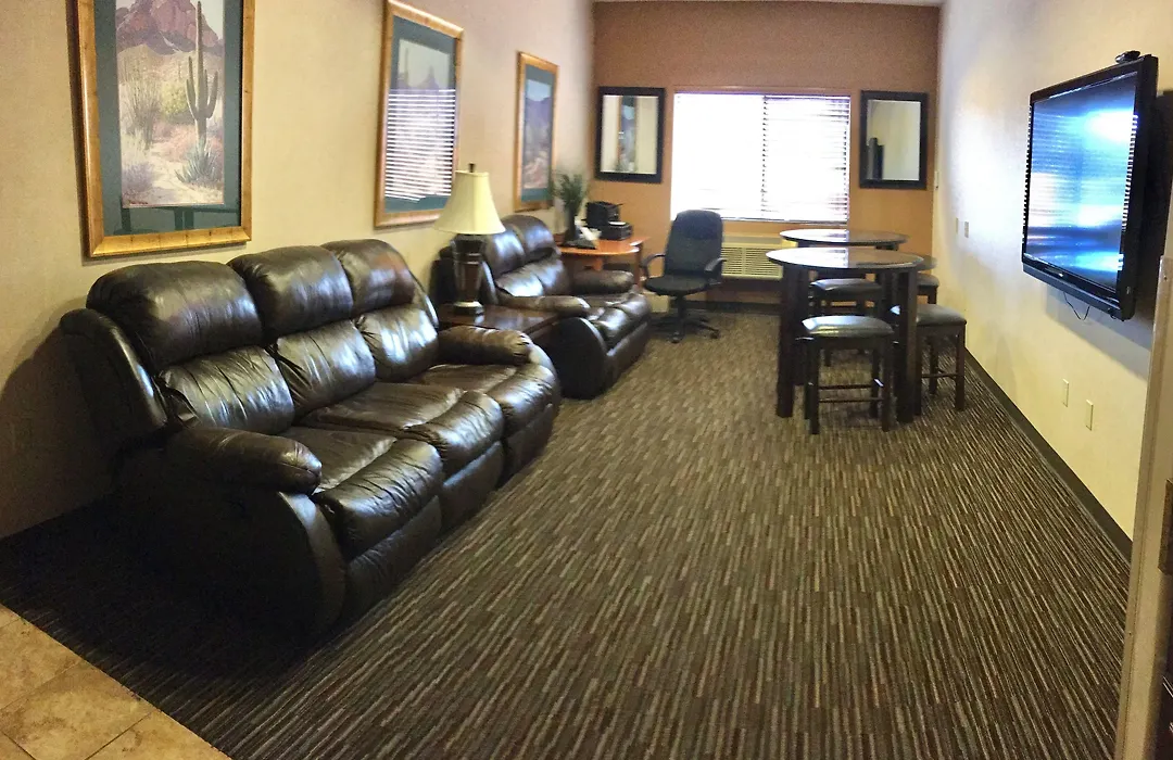 Baymont By Wyndham Tucson Airport-1