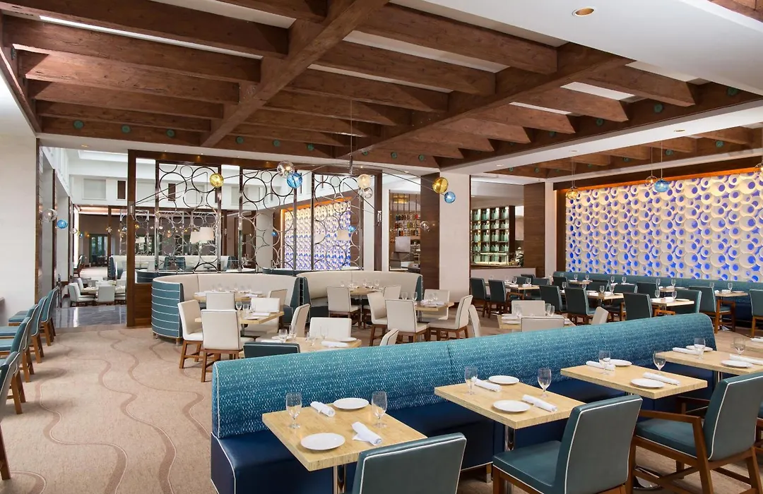 Harborside Resort & Vacation Rentals At Atlantis-1