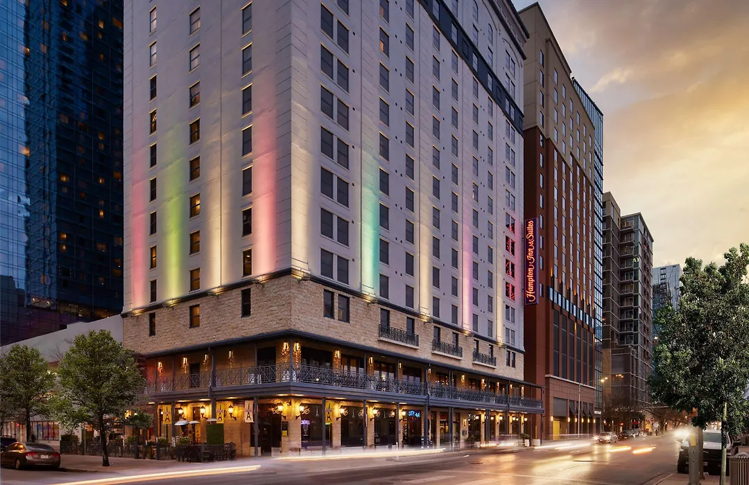 Hampton Inn & Suites Austin - Downtown-1
