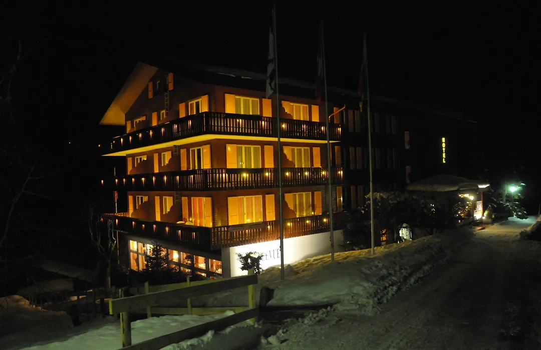 Hotel Bellevue - Traditional Swiss Hideaway-1