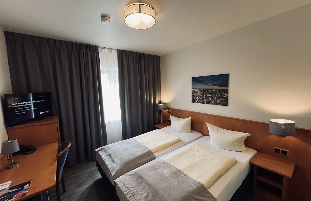 Hotel Niederraeder Hof-1
