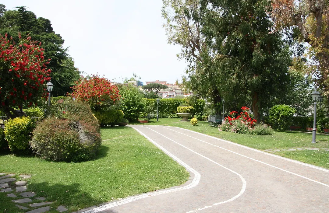 Culture Hotel Villa Capodimonte-1