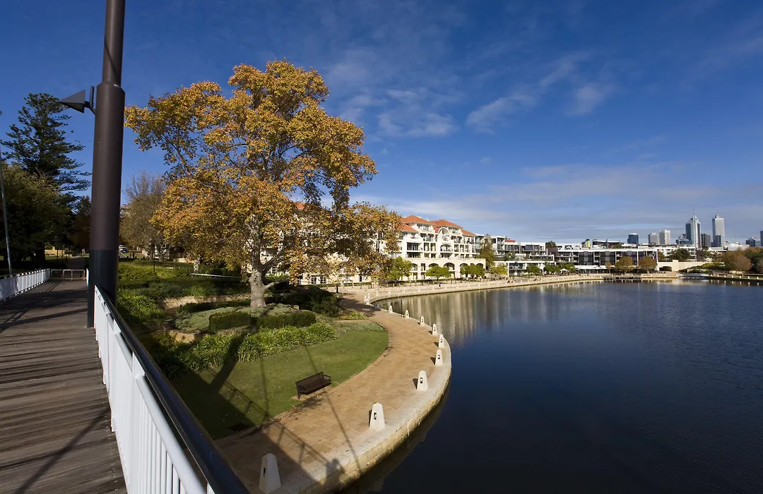 East Perth Suites Hotel-1