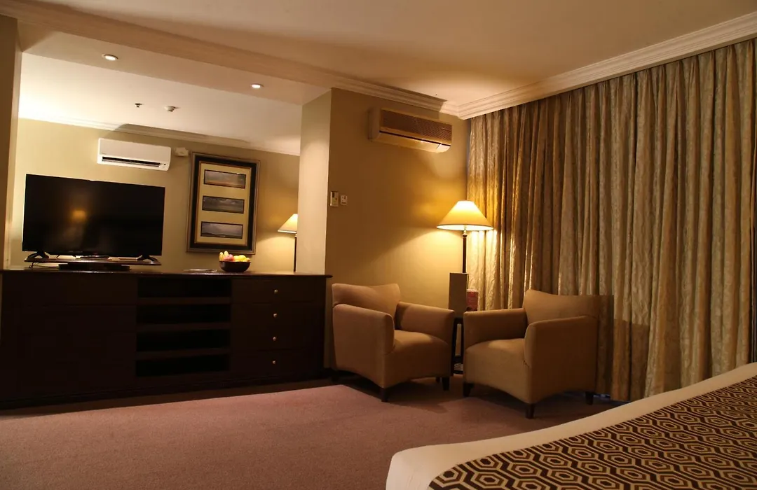 Herald Suites Solana-1