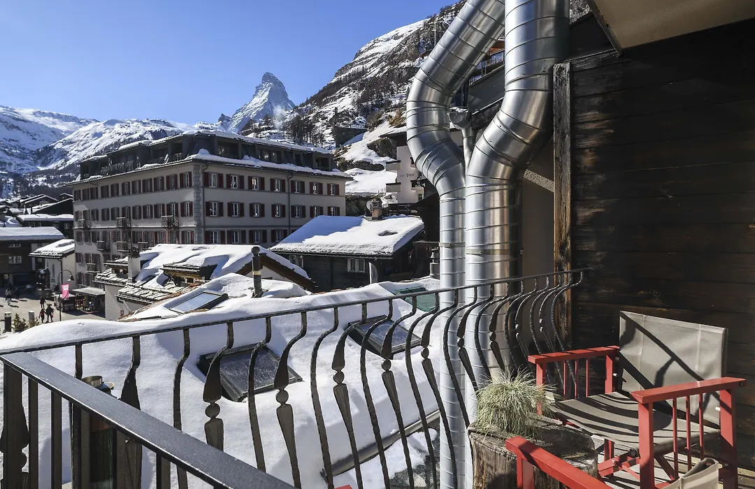 Unique Hotel Post-1