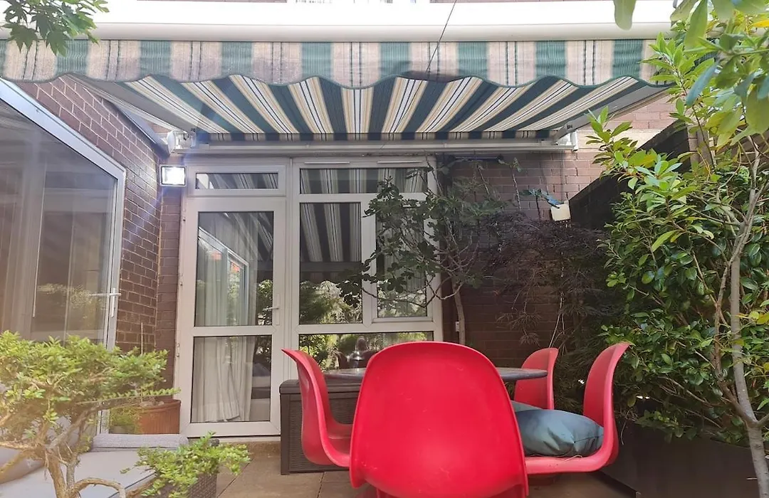 Beautiful 3 Bedroom House Stockwell Central London-1