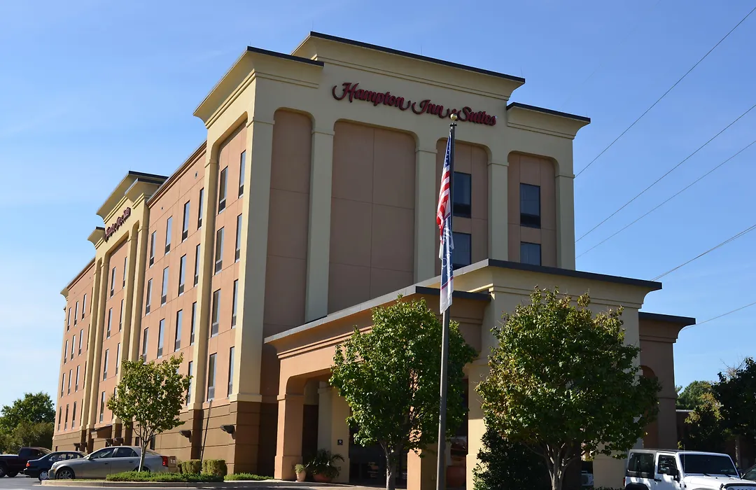 Hampton Inn & Suites Frederick/Fort Detrick-1