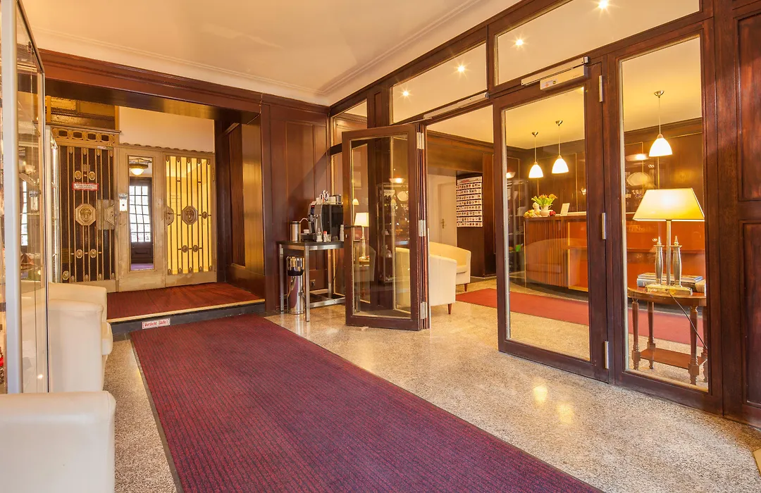 Hotel Brandies Berlin Gmbh-1