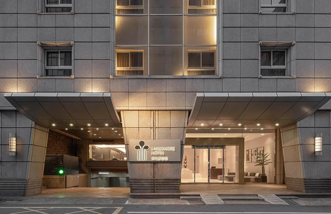 Lakeshore Hotel Metropolis-1