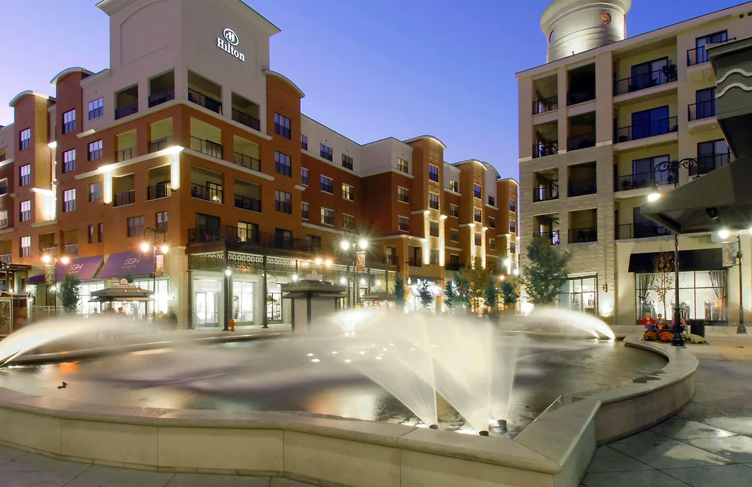 Hilton Promenade Branson Landing-1