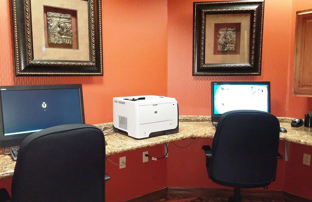 Hampton Inn & Suites - Coors Road-1