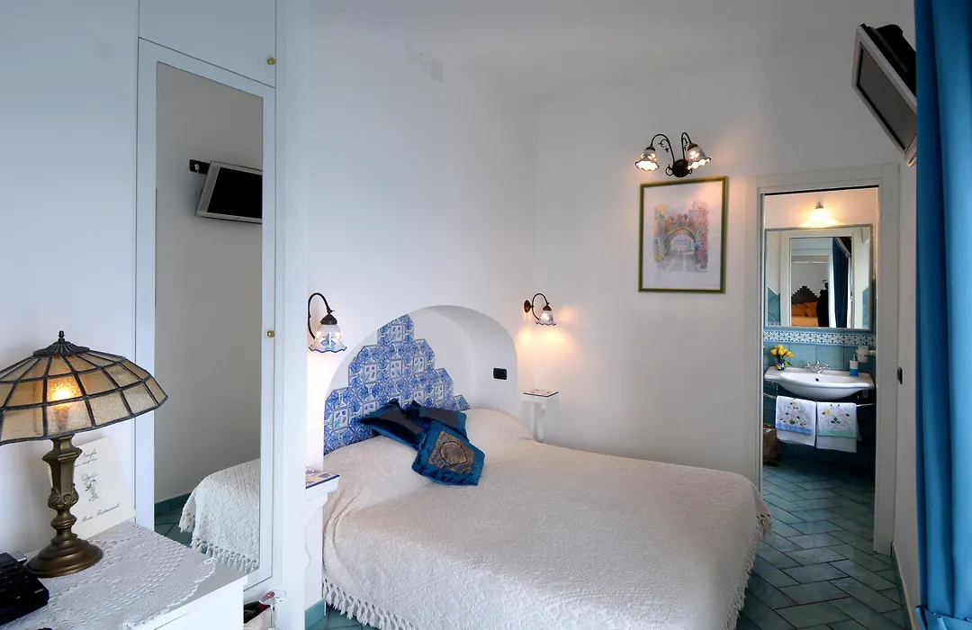 Hotel La Ninfa-1