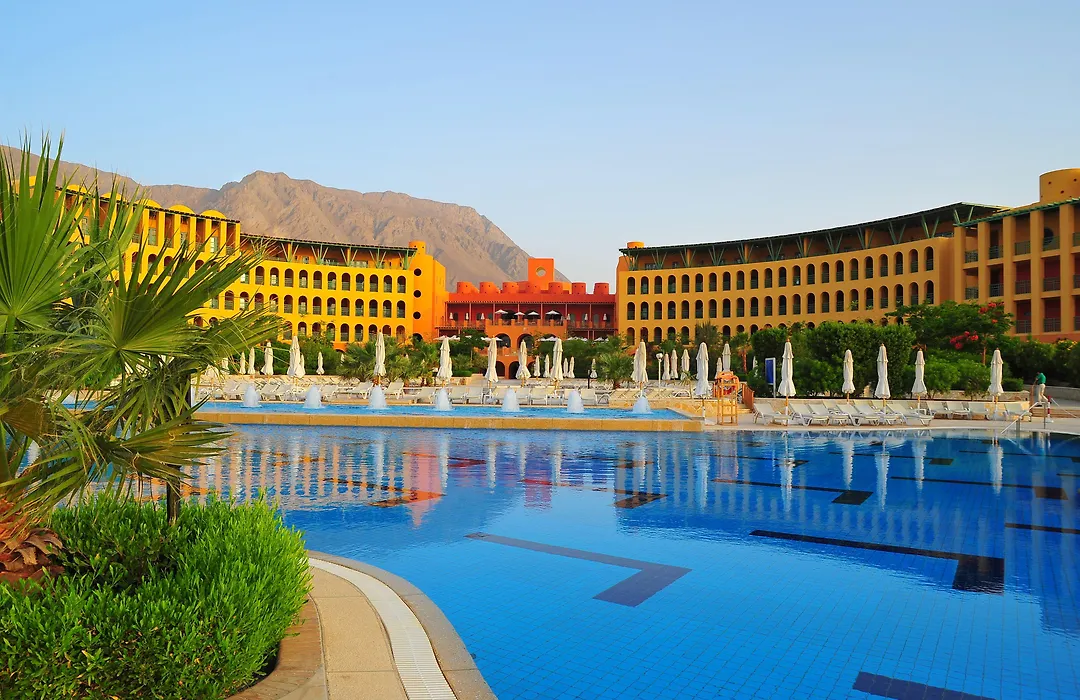 Strand Beach Resort-1