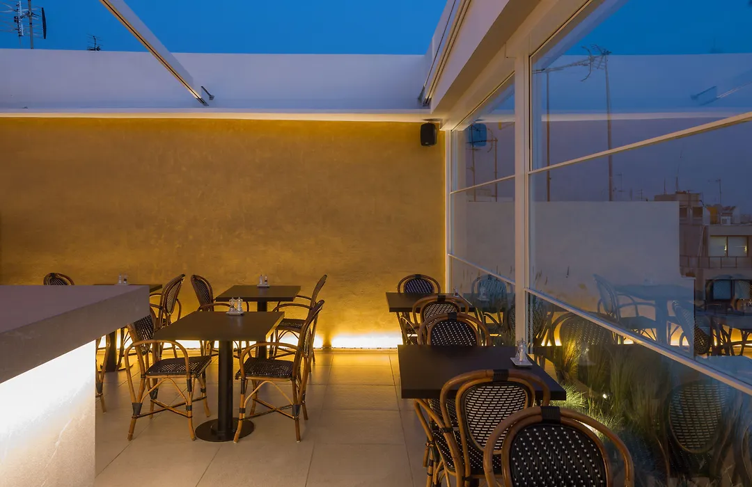 Hotel Lozenge-1