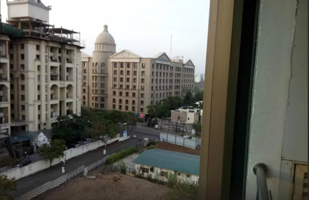 Royal Orchid Golden Suites Pune-1