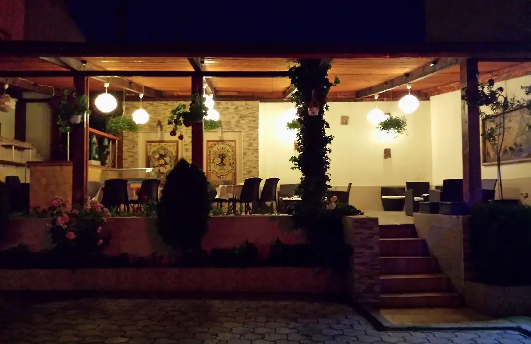 Voila Inn-1