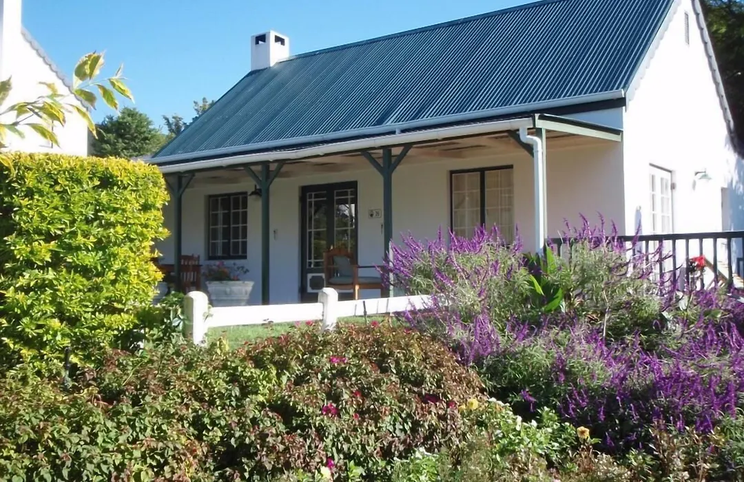 Belvidere Manor Lagoonside Cottages-1