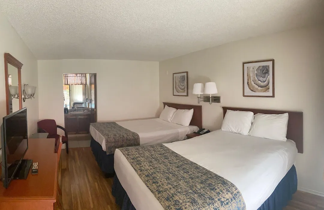 Vantage Point Inn - Woodland Hills-1