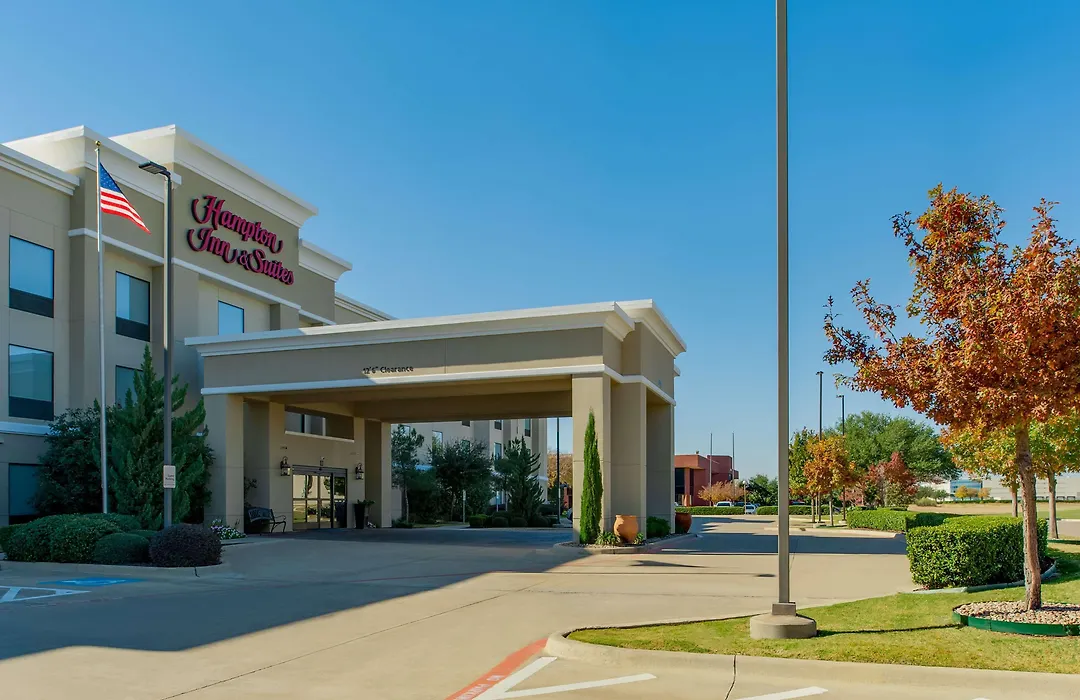 Hampton Inn & Suites Fort Worth-Fossil Creek-1