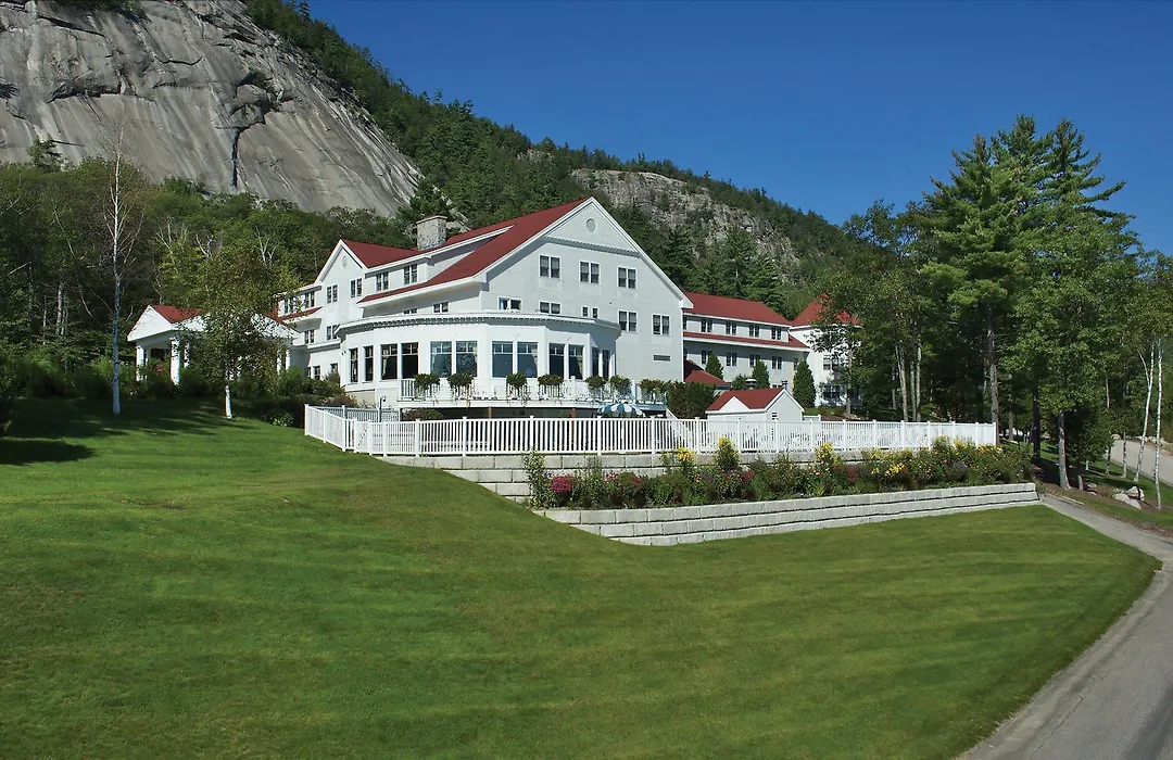 White Mountain Hotel And Resort-1