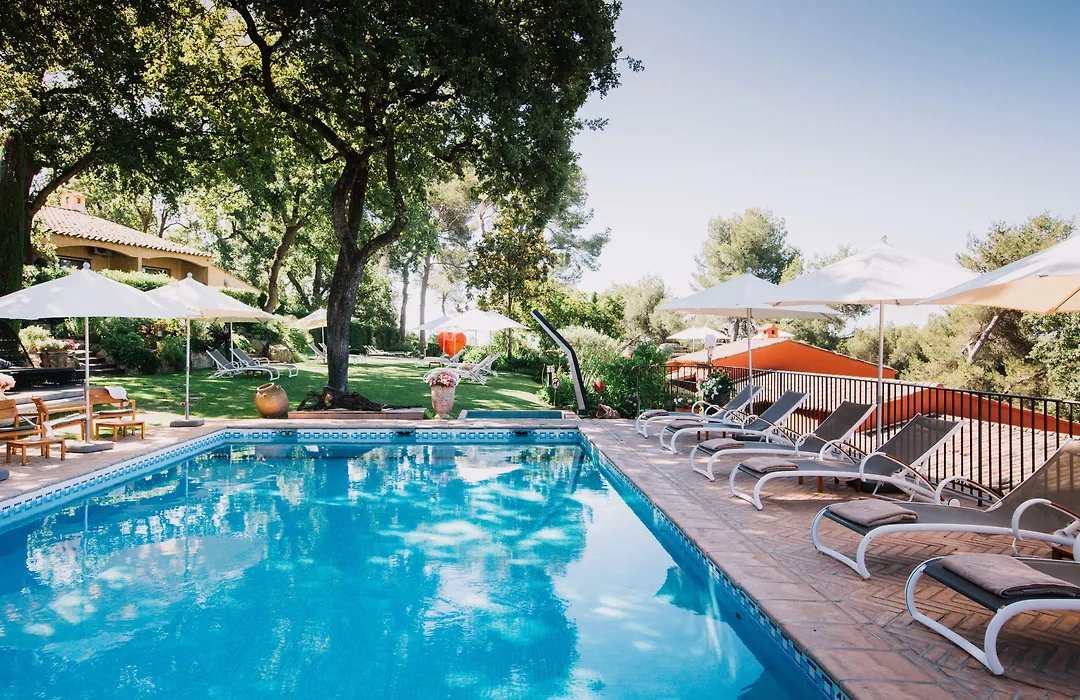 Hotel****Spa & Restaurant Cantemerle-1