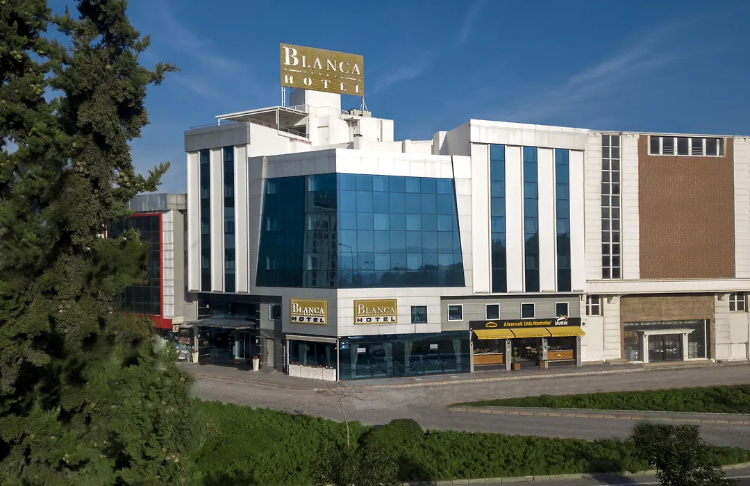 Blanca Hotel-1