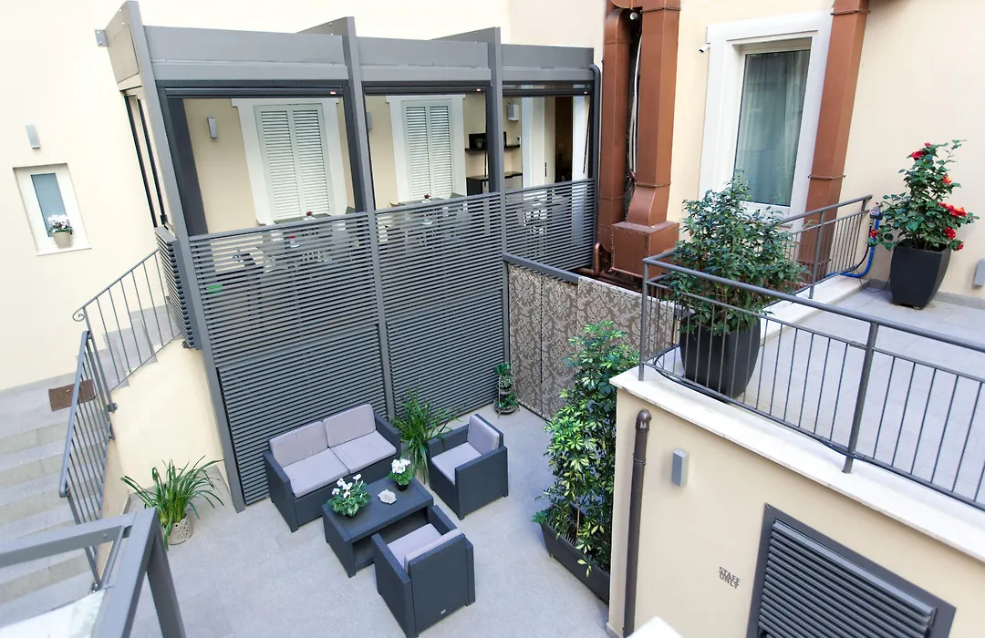 Quirinale Luxury Rooms-1