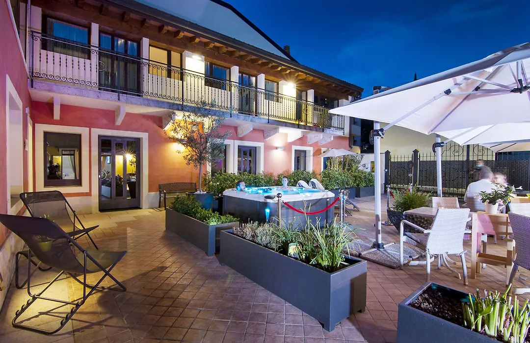 Hotel Fontana Verona-1