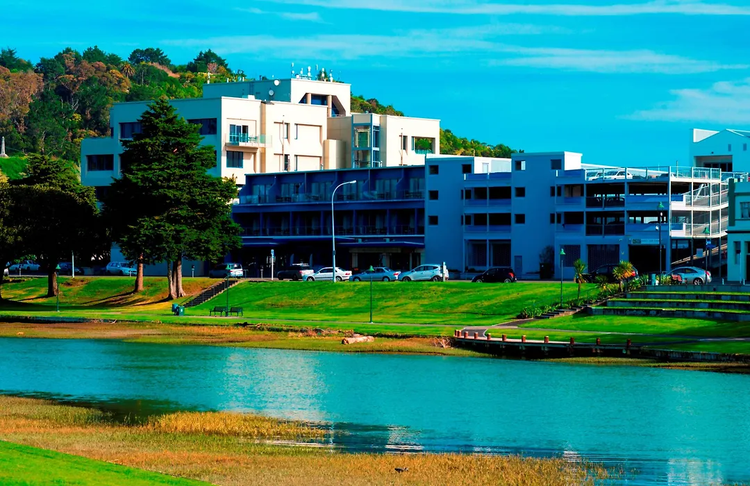 Emerald Hotel-1