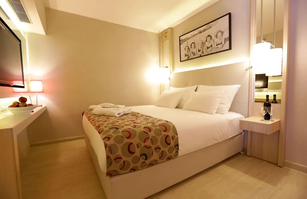 Astral Maris Hotel-1