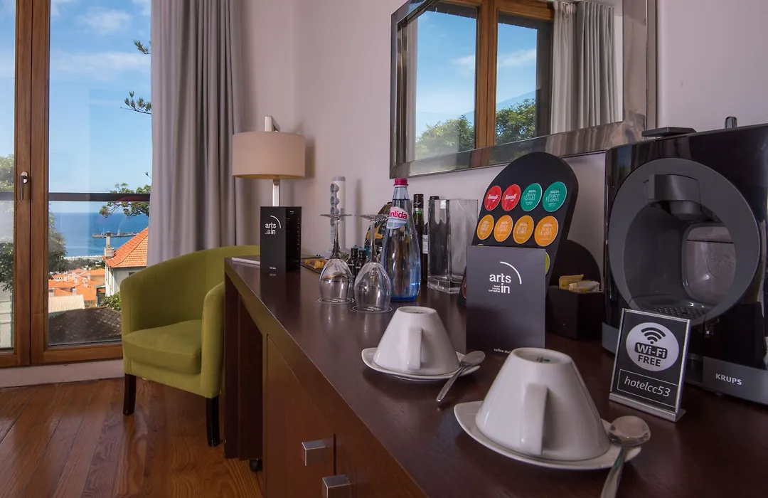 Arts In Hotel Conde Carvalhal-1