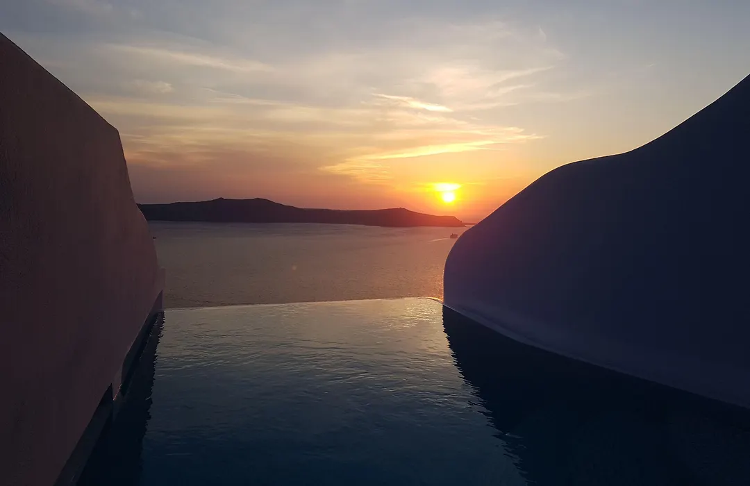 Adamant Suites (Adults Only)-1