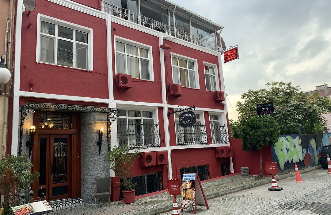 Antique Hostel-1