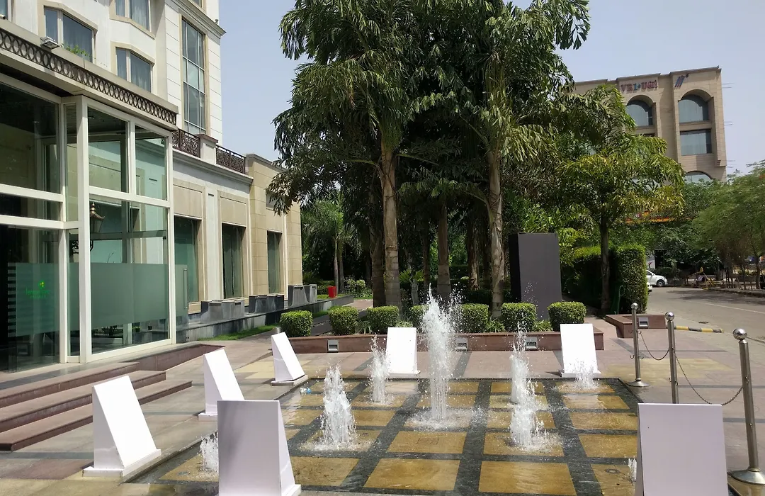 Lemon Tree Premier 2, Sector 29 Gurugram-1