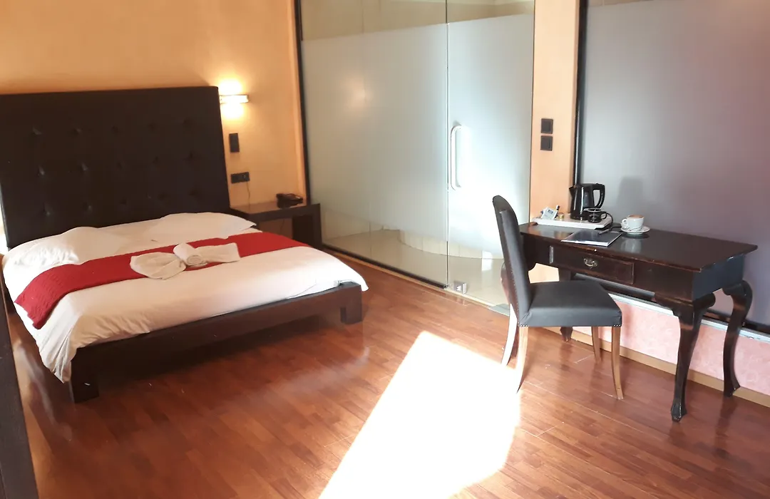 Anastazia Luxury Suites & Spa-1