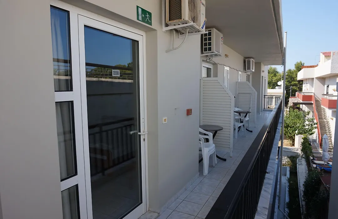 Niriis Hotel-1
