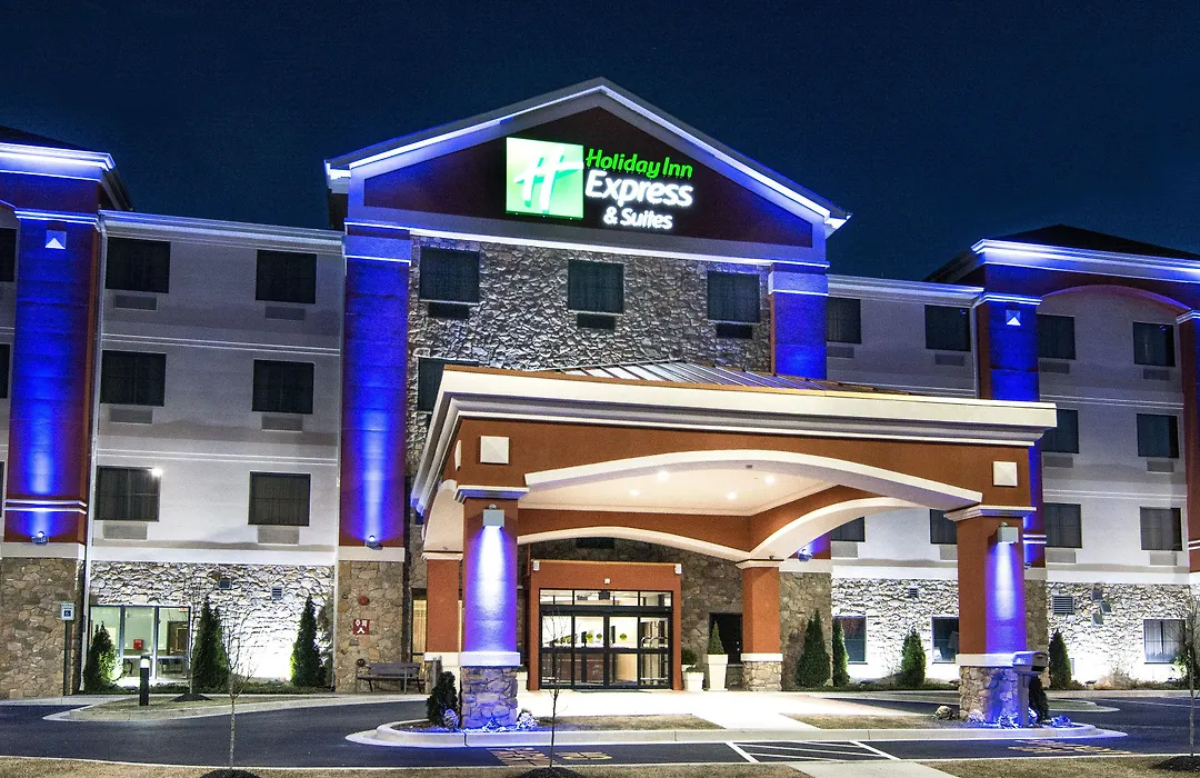 Holiday Inn Express & Suites Elkton - University Area By Ihg-1