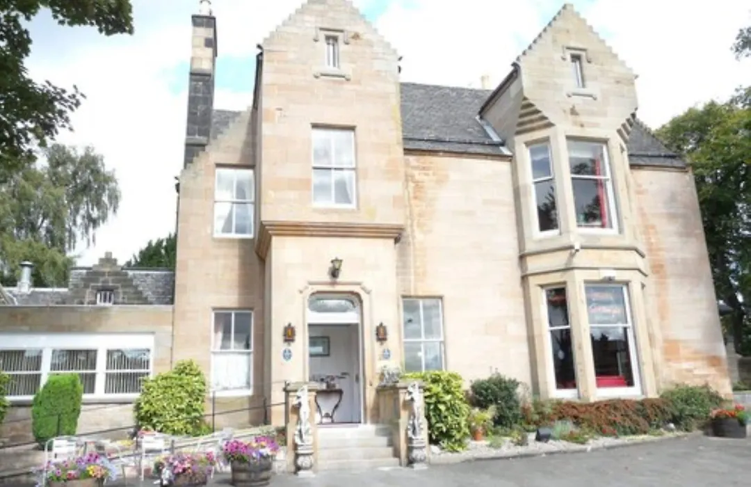 Cumberland Hotel-1
