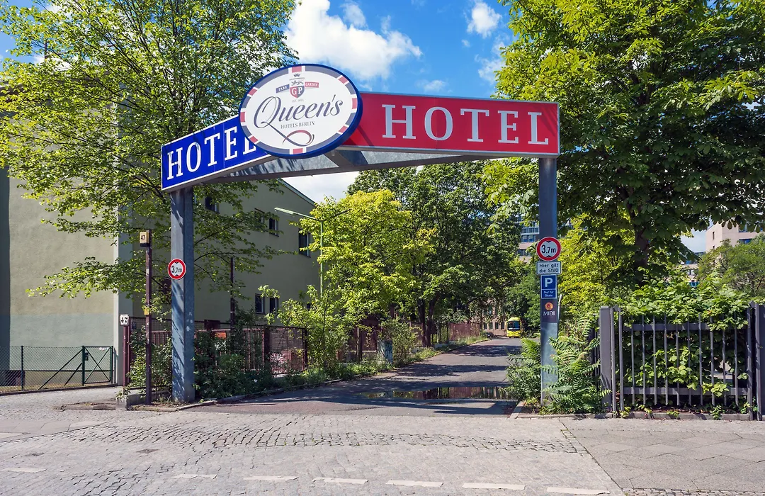 Queens Park Hotel-1
