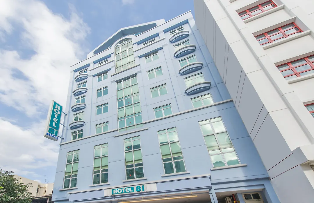 Hotel 81 Lucky-1