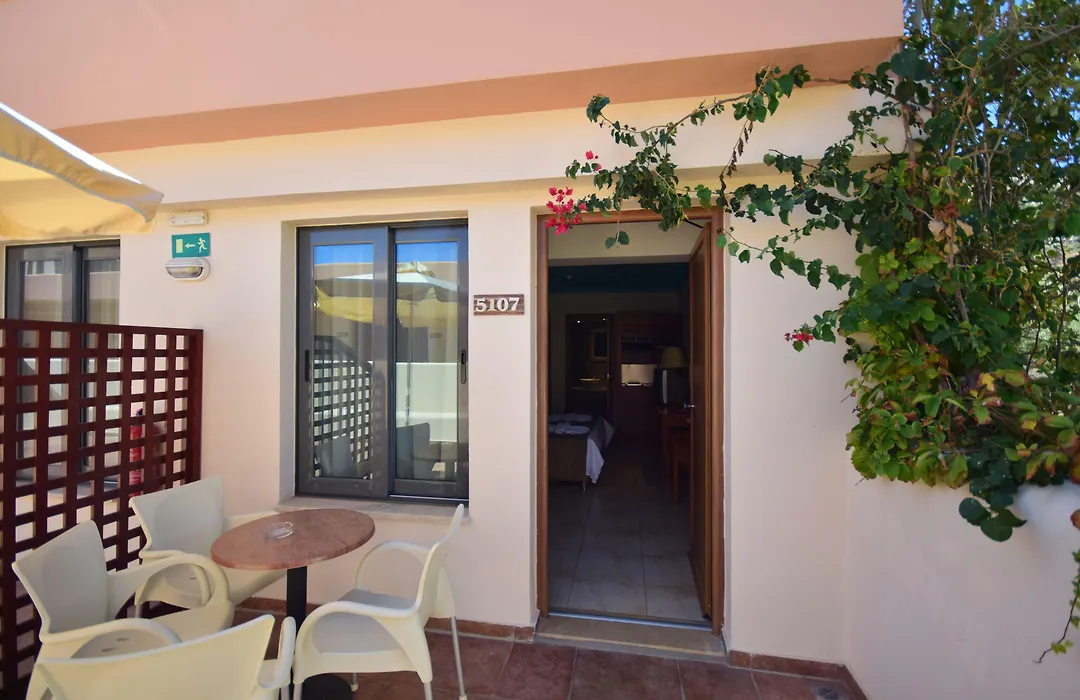 Kiani Beach Resort Family All Inclusive-1