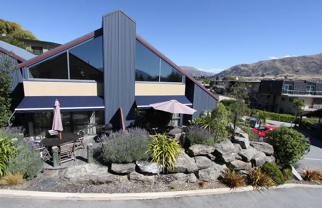 The Moorings Motel And Apartments-1
